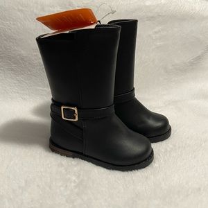 Black toddler girl boots with buckles on t…